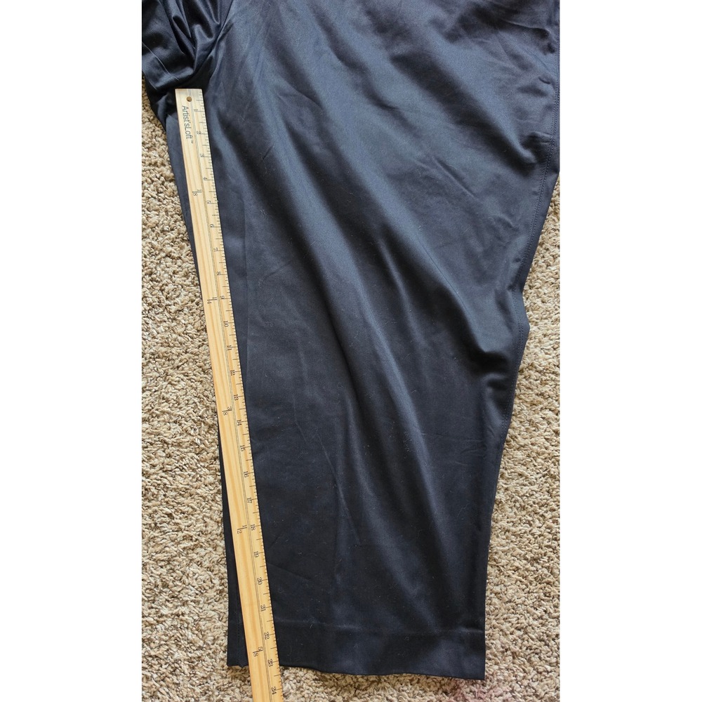 Avenue Sport Black Comfort Waist Stretch Capri Pants Plus Size 30 NWT - Picture 6 of 9